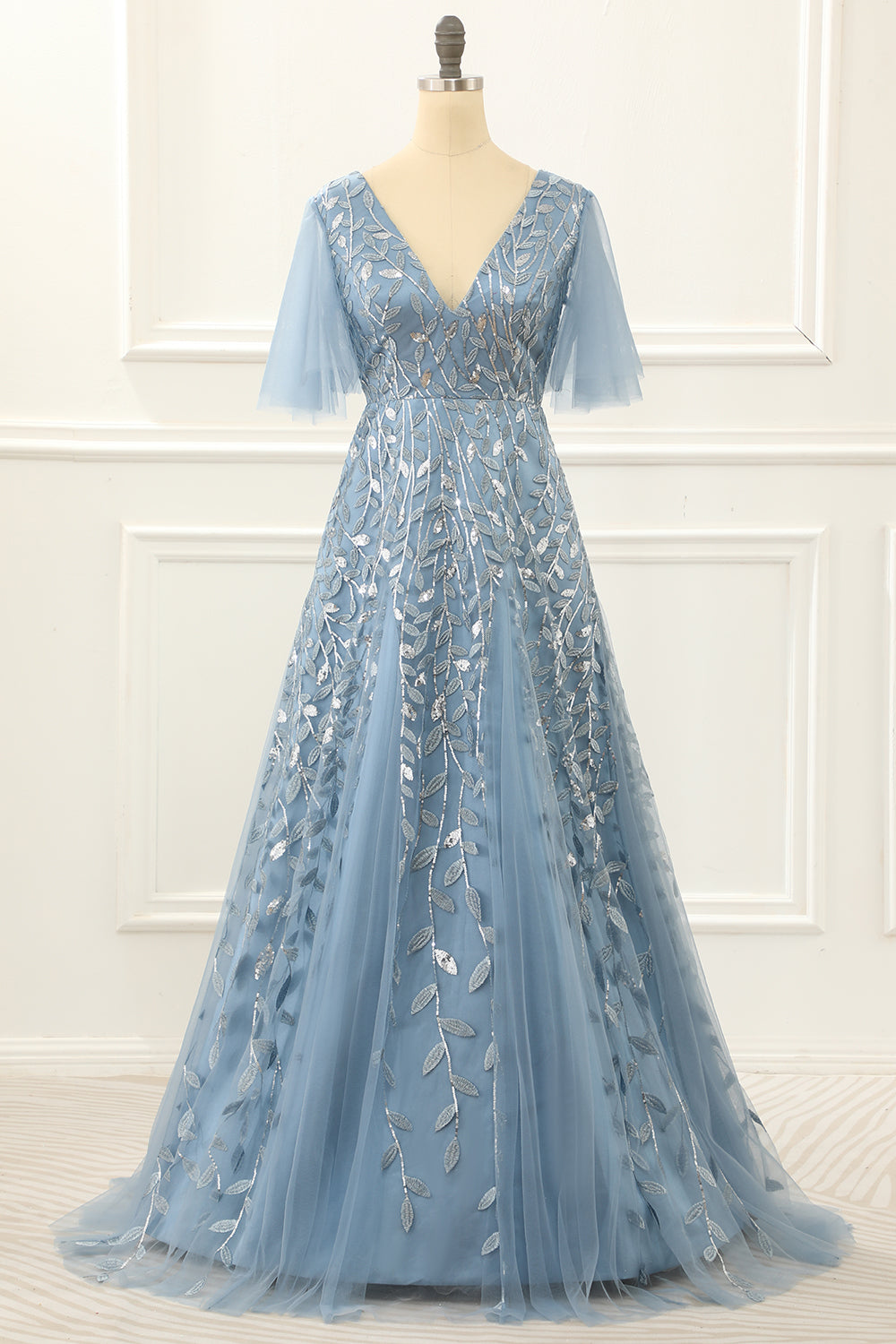 Blue A Line Tulle Prom Dress With Lace Appliques