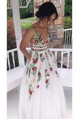 Princess V Neck Floral Embroidery Long Prom Dress with Pocket, Long Lace Prom Dresses