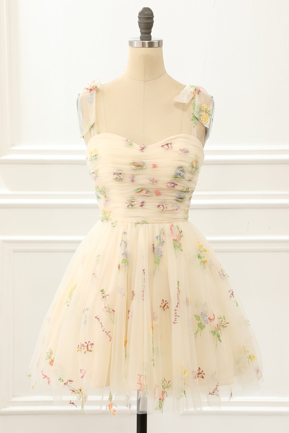 Tulle Champagne Short Prom Dress With Embroidery